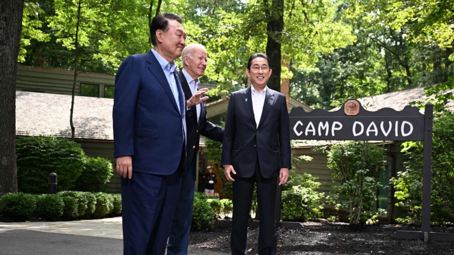 At Historic Summit, US, Japan, South Korea Deepen Security Ties, Condemn China Aggression