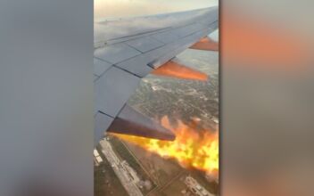 Videos Show Flames From Engine of Plane That Returned to Houston Airport After Takeoff