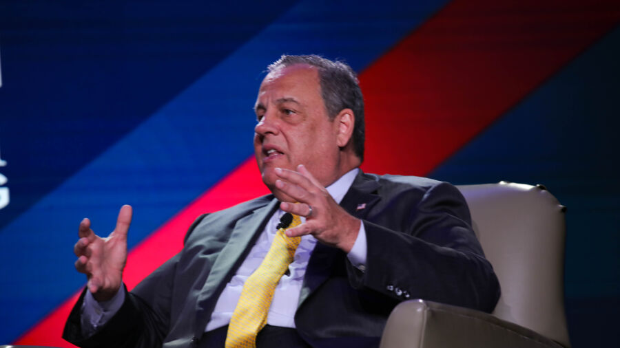 Chris Christie Rules Out Running for Sen. Menendez’s Seat in New Jersey