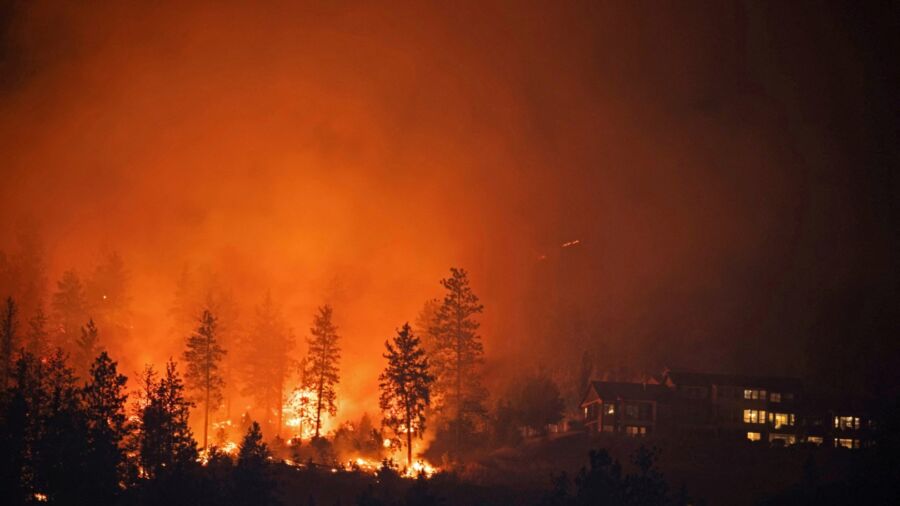 British Columbia Premier, Officials Give Update on Wildfires