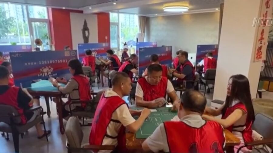 US-Sino Tensions Spawn China Card Game Craze