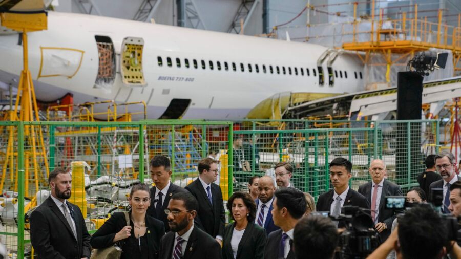Senior Fellow Explains Why US Companies Call China 'Uninvestable'