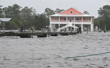Hurricane Idalia Hits Florida With 125 Mph Winds, Flooding Streets, Snapping Trees, and Cutting Power