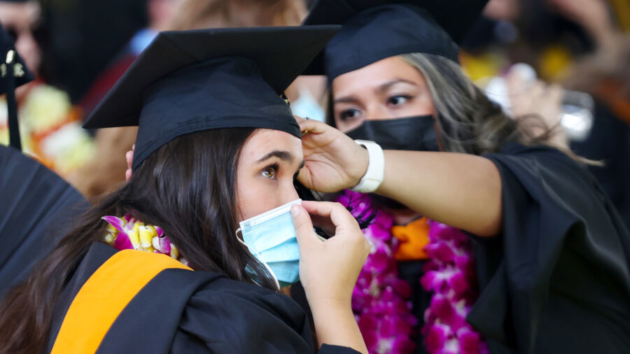 College Mask Mandate Futile: Dr. McCullough