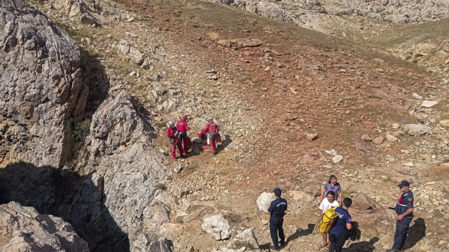 An American Researcher Is Trapped More Than 3,000 Feet Inside a Cave in Southern Turkey