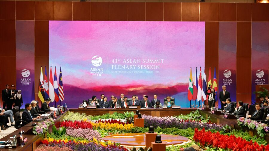 ASEAN Summit: China’s Sea Standoff With the Philippines
