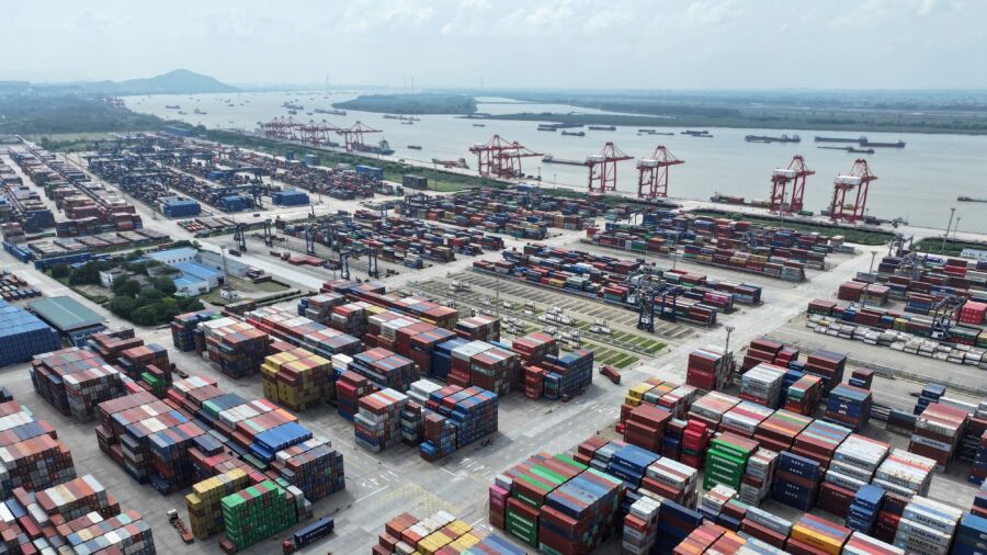 What’s Causing the Drop in China’s Exports: Chief Economist