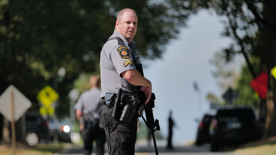 Manhunt for Illegal Immigrant Who Killed Girlfriend Continues