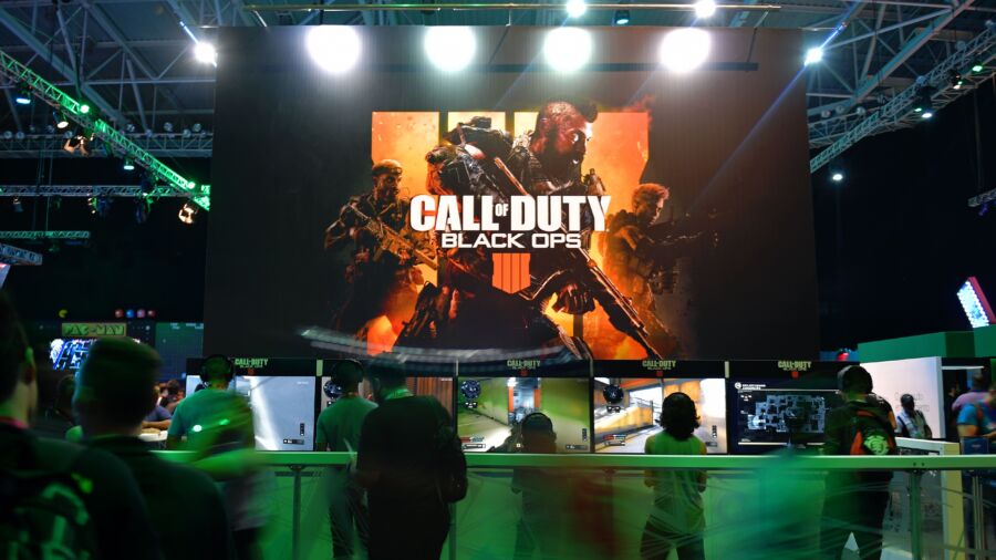 Gamers Divided Over 'Call of Duty' AI Speech Monitoring System