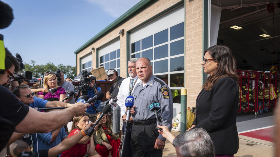 Police Announce 2 More Confirmed Sightings of Escaped Murderer on the ...