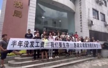 ‘Wage Hunting’: Unpaid Workers Protest Across China