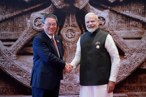 Narendra Modi and Li Qiang