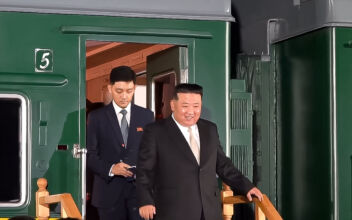 Kim Jong Un in Russia to Meet Putin