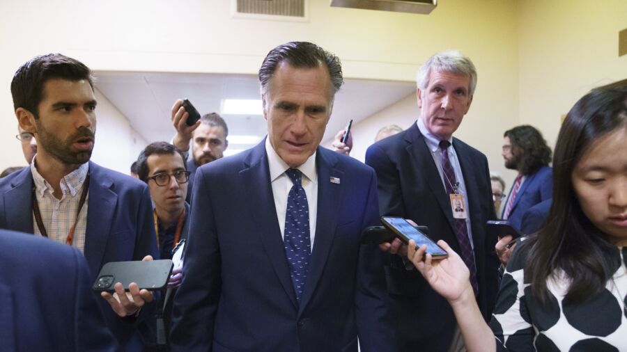 Romney Speaks to Media After Announcing He Is Not Seeking Reelection