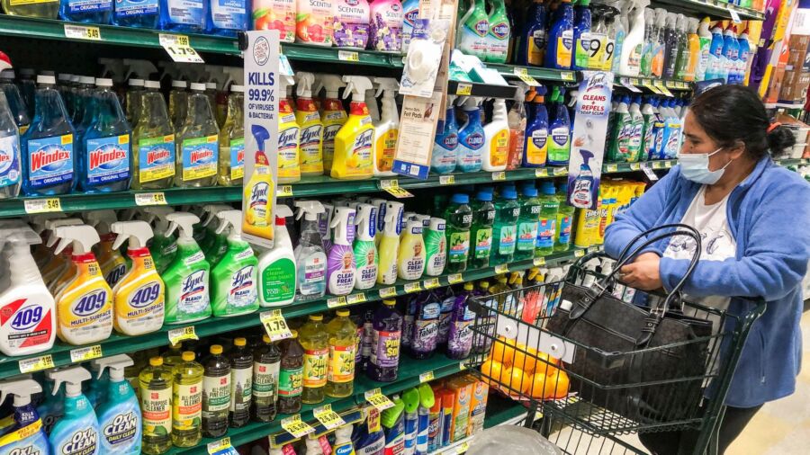 Many Household Cleaning Products, Including ‘Green’ Items, Emit Hazardous Chemicals Linked to Cancer: Study