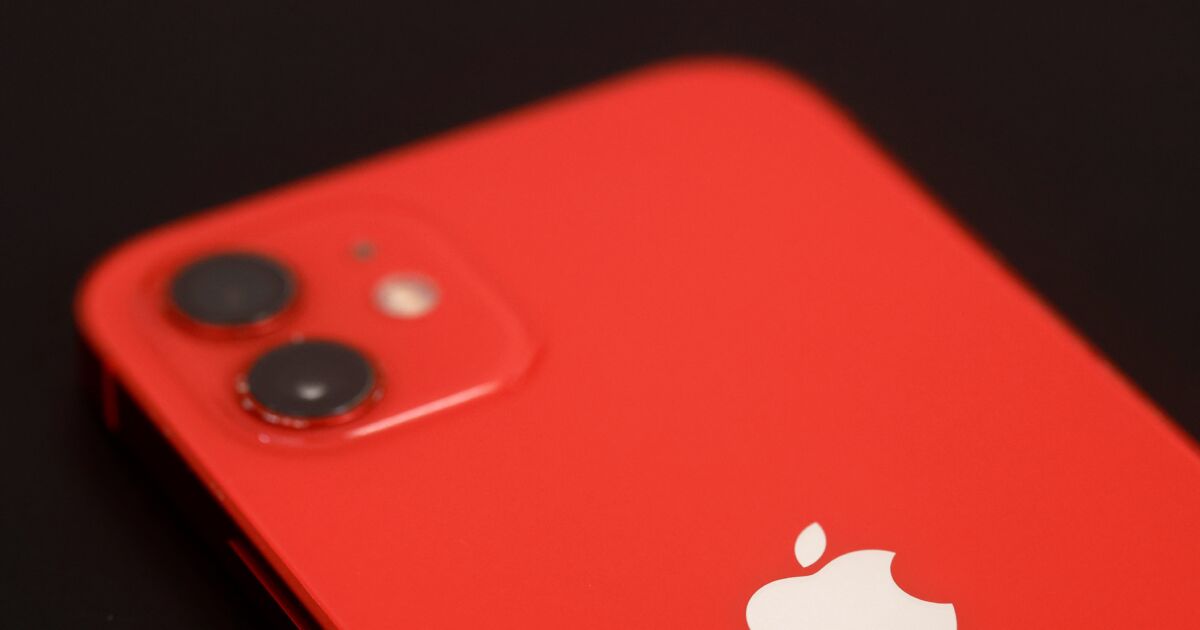 Apple Disputes French Findings, Says iPhone 12 Meets Radiation Rules NTD