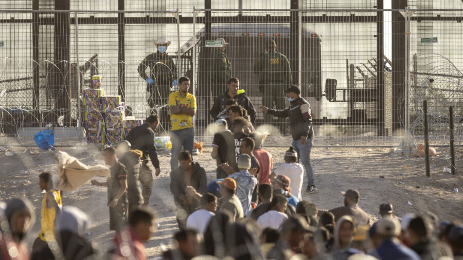 Illegal Immigration Leads to Job Displacement and Competition at Lower End of Labor Spectrum: Immigration Expert
