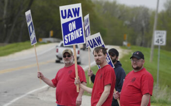 LIVE NOW: UAW Members Go on Strike at Ford Plant in Michigan