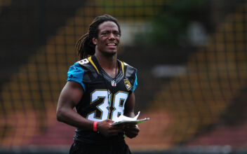 Former NFL Player Sergio Brown Missing After Mother Found Dead