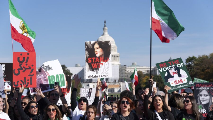 Iranian Americans Rally in New York During UN General Assembly