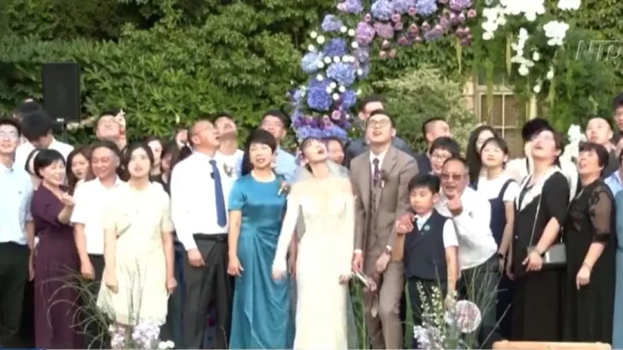 Chinese Wedding Planners Worry as Business Slumps