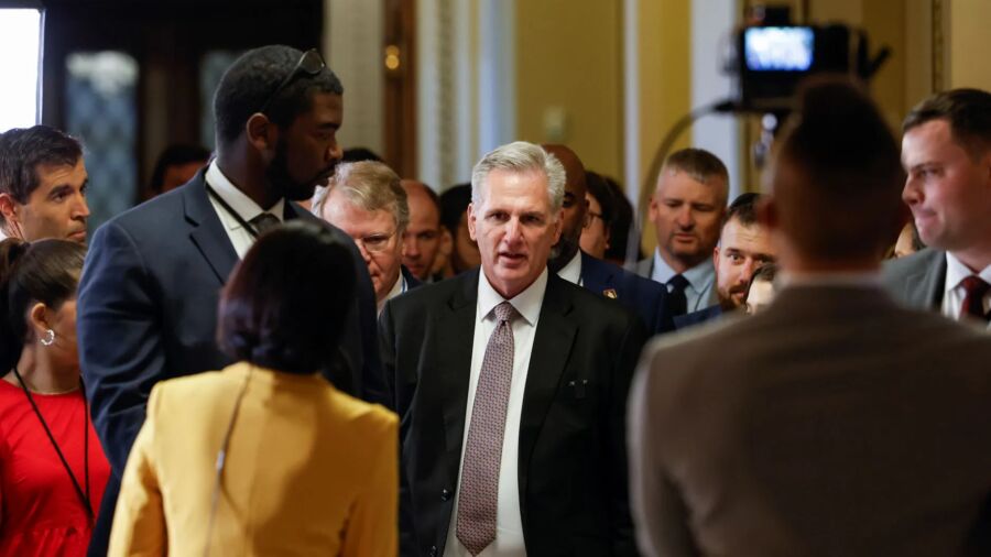 Defense Bill Doesn't Pass Procedural Vote in House for a 2nd Time