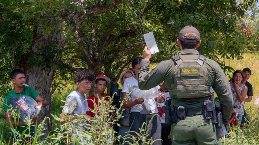 Eagle Pass Declares Emergency Due to Influx of Illegal Immigrants