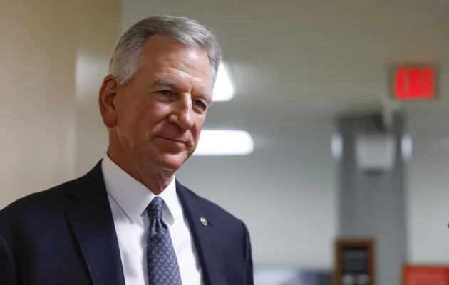 Sen. Tuberville Hosts Roundtable Discussion for National Police Week