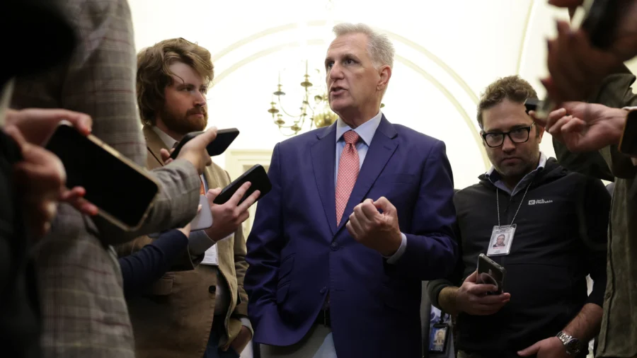 Federal Finances in 'Worse Shape' Than During 2019 Government Shutdown: Reporter