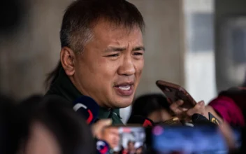 Hong Kong Journalist Group Leader Sentenced to 5 Days