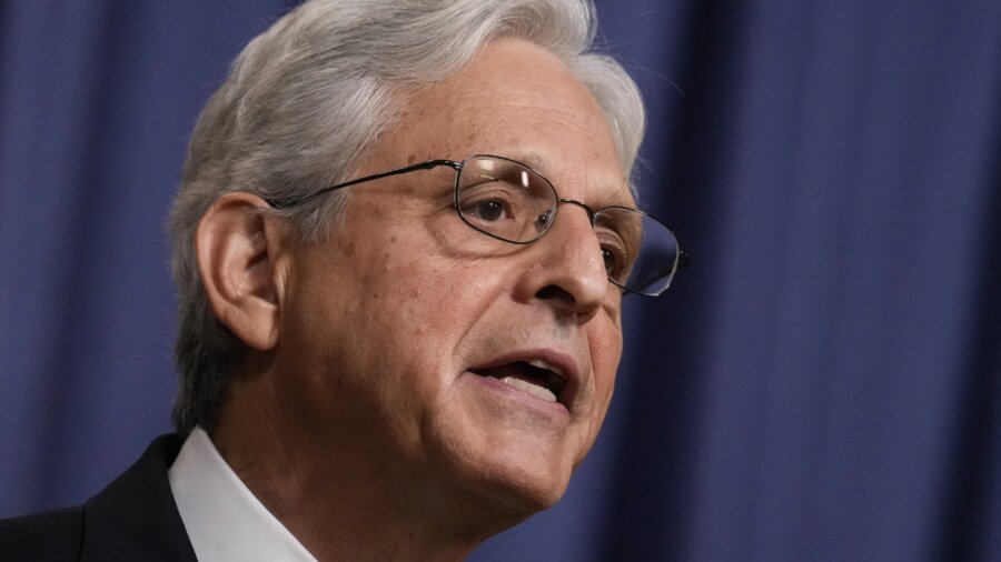 'Merrick Garland Says One Thing Weiss Says Another': Legal Expert