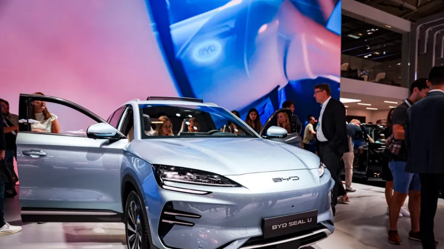 German Lawmakers Debate Tariffs for China-Made EVs