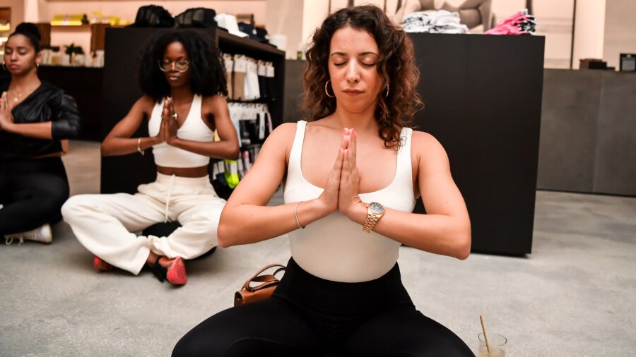 Ways to Combat Stress and Anxiety: Positive Thinking and Meditation