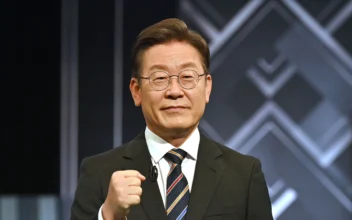 South Korea Court Dismisses Arrest Warrant Request for Opposition Leader