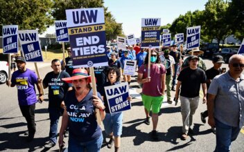 UAW Strikes’ Impact on Supply Chains Reaches Beyond Automotive Industry: Exec.
