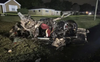 3 Dead After Sports Car Crashes in Indianapolis, Minutes After Police End Pursuit