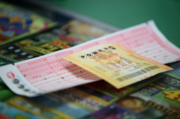 Powerball Jackpot Rises to $925 Million After Another Drawing Without a Big Winner
