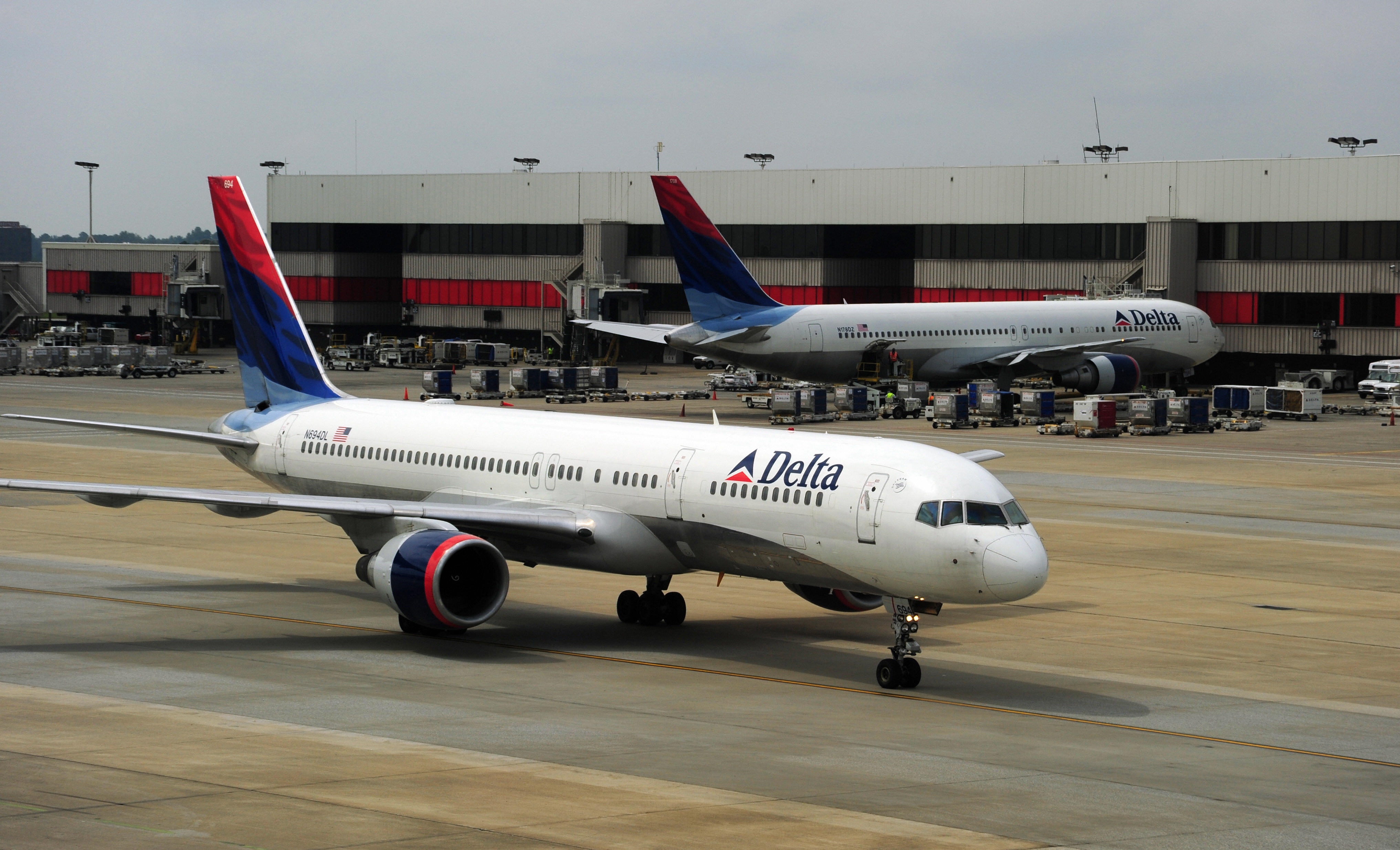 Delta Air Lines Flight Cut Short After Panel Behind Engine Falls Off During Takeoff