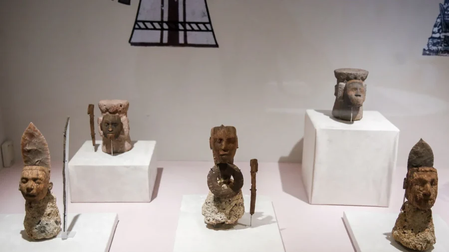 Rare Aztec Ritual Offerings Put on Display in Mexico Exhibit
