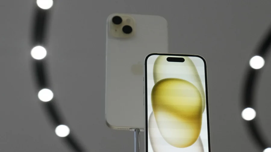 Apple Says It Will Fix Software Problems Blamed for Making iPhone 15 Models Too Hot to Handle