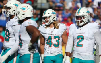 NFL: Bills Rout Dolphins, Wilson Shines in New York