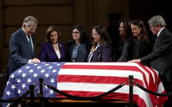 Feinstein’s Body Rests at San Francisco City Hall