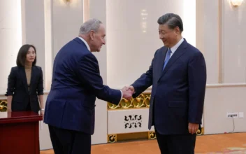 China’s Xi Meets Senate Delegation in Beijing Led by Sen. Schumer