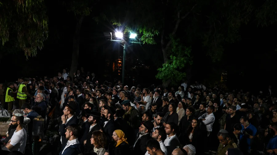 Traiman: Israelis Stocking Up, Staying Home