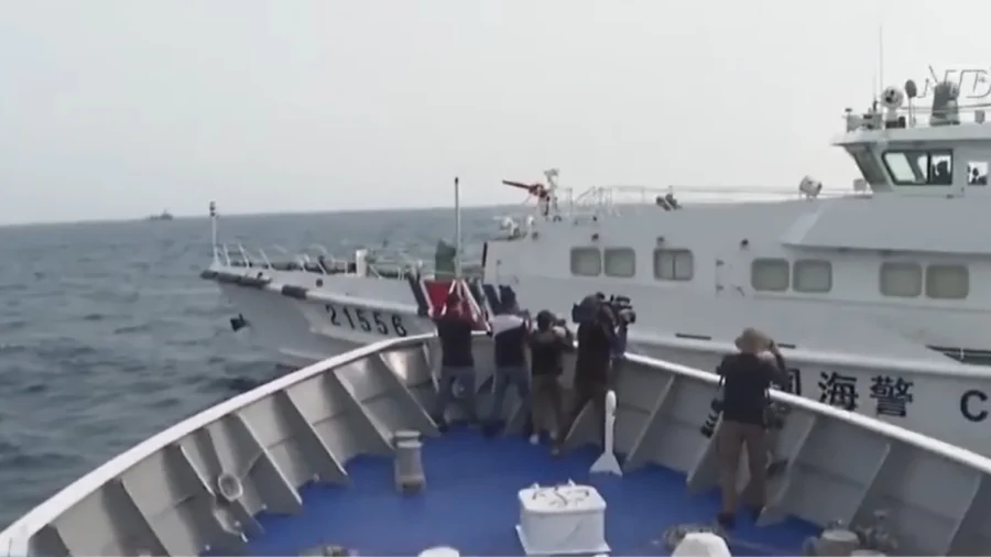 Filipino Diplomat Present in Near Miss With China Ships