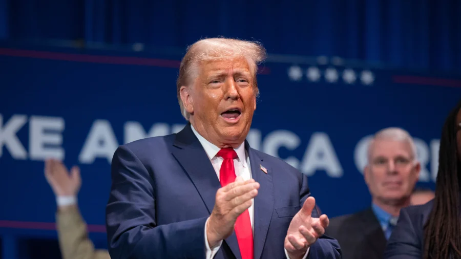 Trump Campaign Appears to Consider RFK Jr. as 'Somewhat of a Threat': Reporter