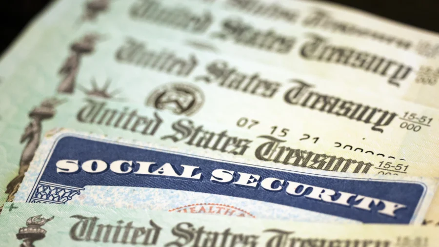 Best, Most Popular Age to Claim Social Security, Average Monthly Benefits: Motley Fool