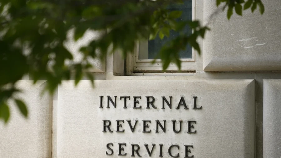 IRS Announces $688 Billion Tax Gap in 2021