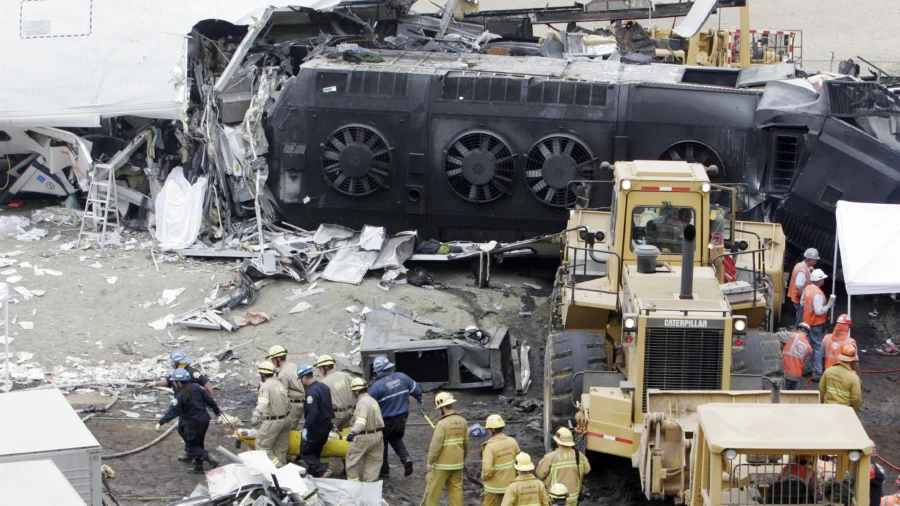 NTSB Chair Says New Locomotive Camera Rule Is Flawed Because It Excludes Freight Railroads