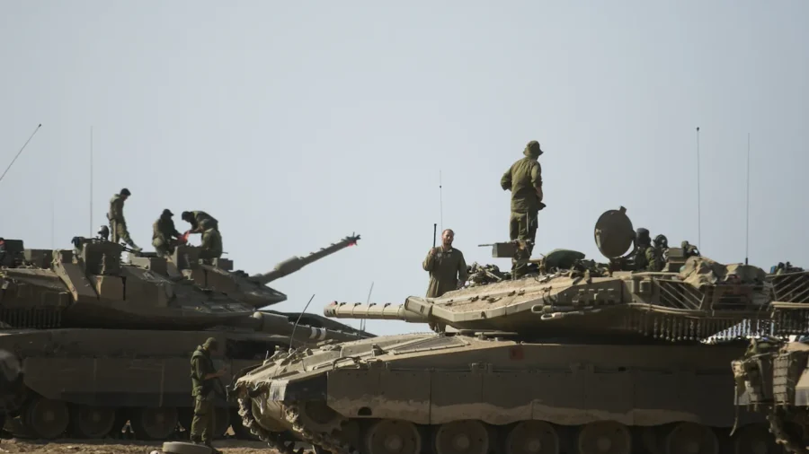 Israeli Forces Prepare for Ground Offensive Near Israel–Gaza Border